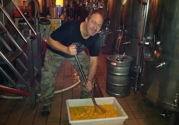 brewer stirring